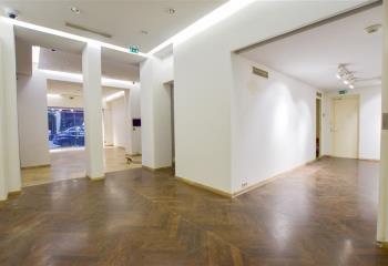 Location local commercial Paris 2 (75002) - 216 m²  à Paris 2 - 75002