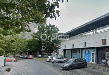 Location local commercial Pau (64000) - 176 m²  à Pau - 64000