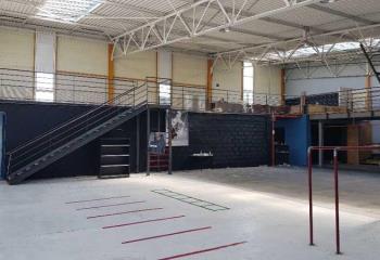 Location local commercial Pessac (33600) - 746 m²  à Pessac - 33600