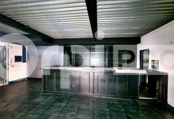 Location local commercial Pessac (33600) - 85 m²  à Pessac - 33600