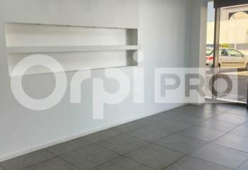 Location local commercial Petit-Bourg (97170) - 77 m²  à Petit-Bourg - 97170