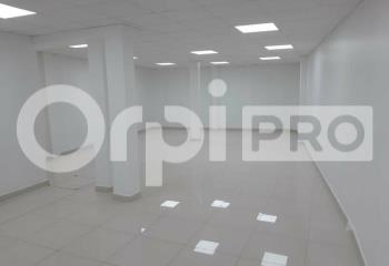 Location local commercial Pointe-à-Pitre (97110) - 116 m²  à Pointe-à-Pitre - 97110