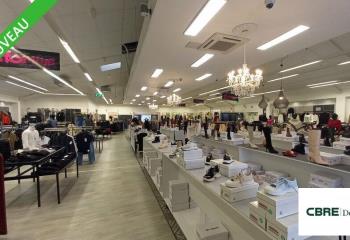 Local commercial à louer - ZAC des Grands Planchants  à Pontarlier - 25300