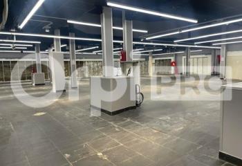 Location local commercial Reims (51100) - 587 m²  à Reims - 51100