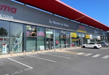 Location local commercial - Zone La Neuvillette  à Reims - 51100