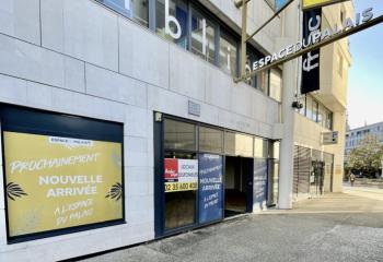 Location local commercial Rouen (76000) - 102 m²  à Rouen - 76000