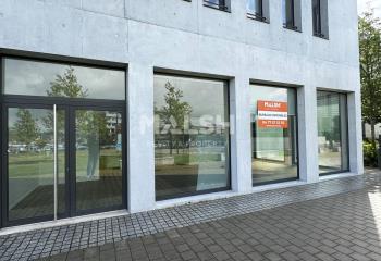 Local commercial à louer Châteaucreux - Proche gare et autoroute  à Saint-Étienne - 42000