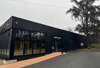 Location local commercial Saint-Étienne (42000) - 450 m²  à Saint-Étienne - 42000
