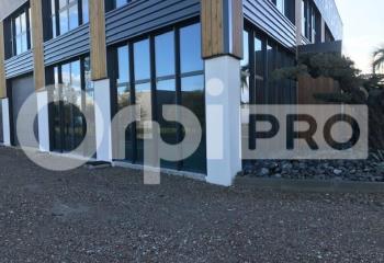 Location local commercial Saint-Jean-d'Illac (33127) - 160 m²  à Saint-Jean-d'Illac - 33127