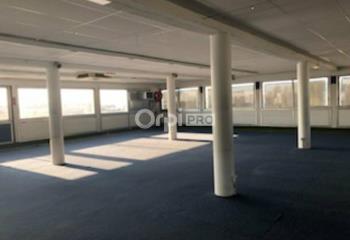 Location local commercial Saint-Laurent-du-Var (06700) - 540 m²