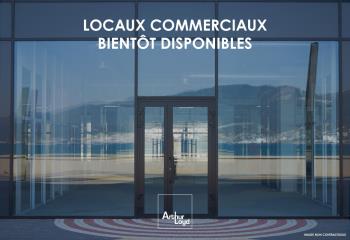 Local commercial à louer - Zone commerciale  à Saint-Maximin - 60740