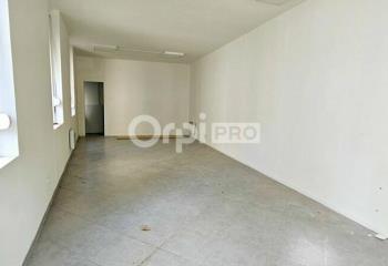 Location local commercial Saint-Quentin (02100) - 44 m²  à Saint-Quentin - 02100