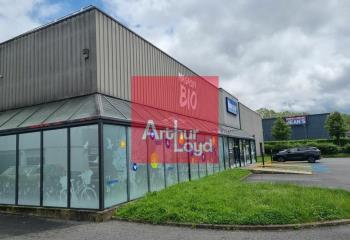 Location local commercial Saint-Thibault-des-Vignes (77400) - 188 m²  à Saint-Thibault-des-Vignes - 77400