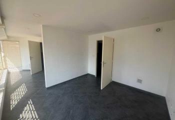 Location local commercial Sallaumines (62430) - 80 m²  à Sallaumines - 62430