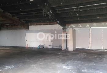 Location local commercial Serres-Castet (64121) - 246 m²  à Serres-Castet - 64121