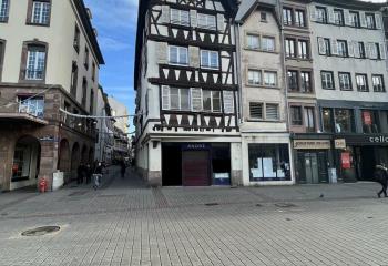 Local commercial à louer - Place Kléber  à Strasbourg - 67000