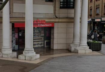 Local commercial à louer - Quartier commerçant  à Suresnes - 92150