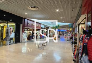 Location local commercial Thiers (63300) - 56 m²  à Thiers - 63300