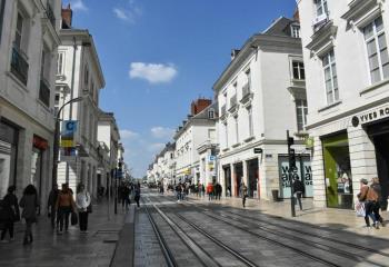 Local commercial à louer Centre - R+1  à Tours - 37000