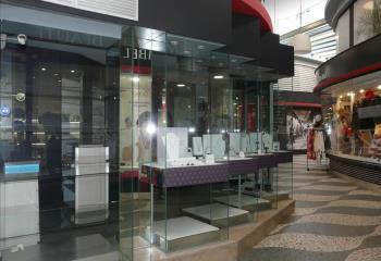 Local commercial à louer centre - Proche gare  à Tours - 37000