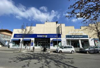 Location local commercial Valence (26000) - 200 m²  à Valence - 26000