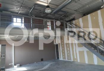 Location local commercial Valence (26000) - 220 m²  à Valence - 26000
