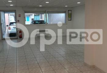 Location local commercial Valence (26000) - 387 m²  à Valence - 26000