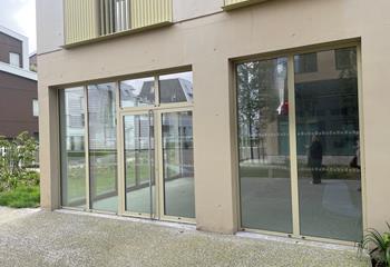Local commercial neuf à louer - Métro Croix Centre  à Villeneuve-d'Ascq - 59491