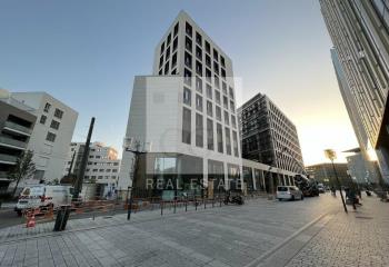 Local commercial à louer - Carré de Soie  à Villeurbanne - 69100
