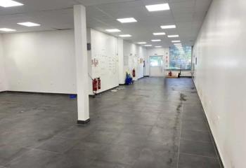 Location entrepôt - Proximité Paris et A6  à Arcueil - 94110