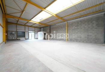 Location activité/entrepôt (69400) - 351 m²