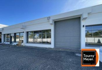 Location activité/entrepôt Artigues-près-Bordeaux (33370) - 2397 m²  à Artigues-près-Bordeaux - 33370