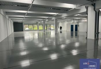 Location entrepôt - Proche A63 sortie 25  à Artigues-près-Bordeaux - 33370