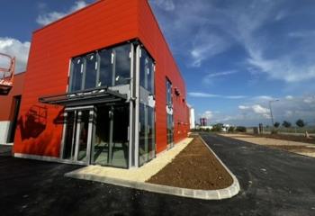 Local d'activité à louer - Proche axes routiers et rocade  à Beauvais - 60000