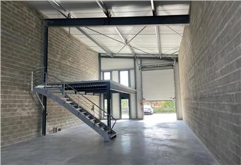 Location activité/entrepôt Beychac-et-Caillau (33750) - 192 m²