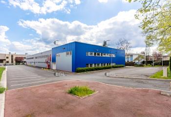 Location bâtiment indépendant - Proche A86  à Bezons - 95870