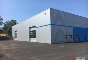 Entrepôt/bureaux à louer - Proche Rocade et transports  à Blanquefort - 33290