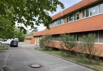 Local mixte bureaux et entrepôt à louer - Proche rocade  à Bouliac - 33270