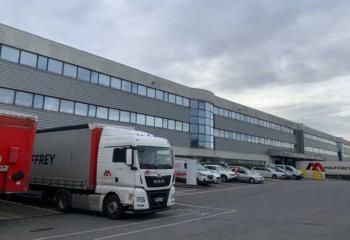Location surface logistique - Proximité Francilienne (N104)  à Brie-Comte-Robert - 77170