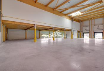 Location entrepôt - Proximité A104  à Brie-Comte-Robert - 77170