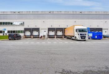 Location entrepôt - Proche A4 et RER A  à Bussy-Saint-Georges - 77600