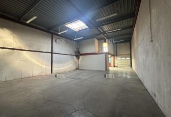 Entrepôt avec bureaux à louer - Proche A4 et A86  à Champigny-sur-Marne - 94500