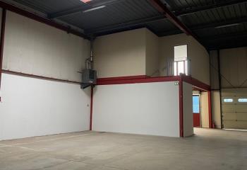 Local d'activité à louer - Proche transports en commun  à Champigny-sur-Marne - 94500