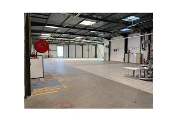 Location local d'activité - Proche Lyon  à Chaponnay - 69970
