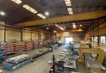 Location entrepôt - Proche A43 et aéroport Lyon-Saint-Exupéry