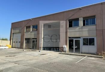 Locaux d'activités à louer - Proche Rocade Est