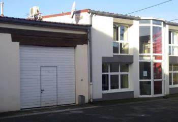 Local d'activité à louer - Proche centre-ville  à Chaumont - 52000