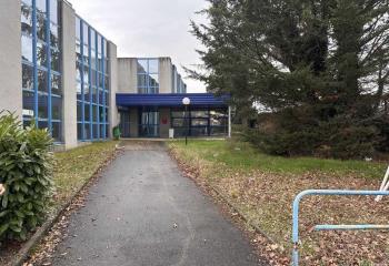 Bâtiment mixte à louer - Proche A6 et A89