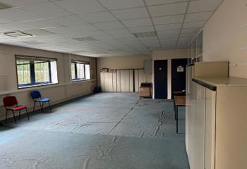 Local d'activité à louer - Proche RER Torcy et A4  à Collégien - 77090