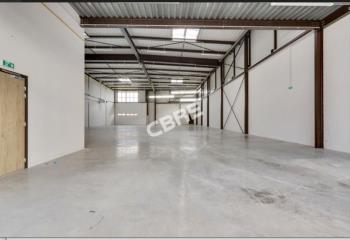 Location entrepôt - Proche A4 et RER A